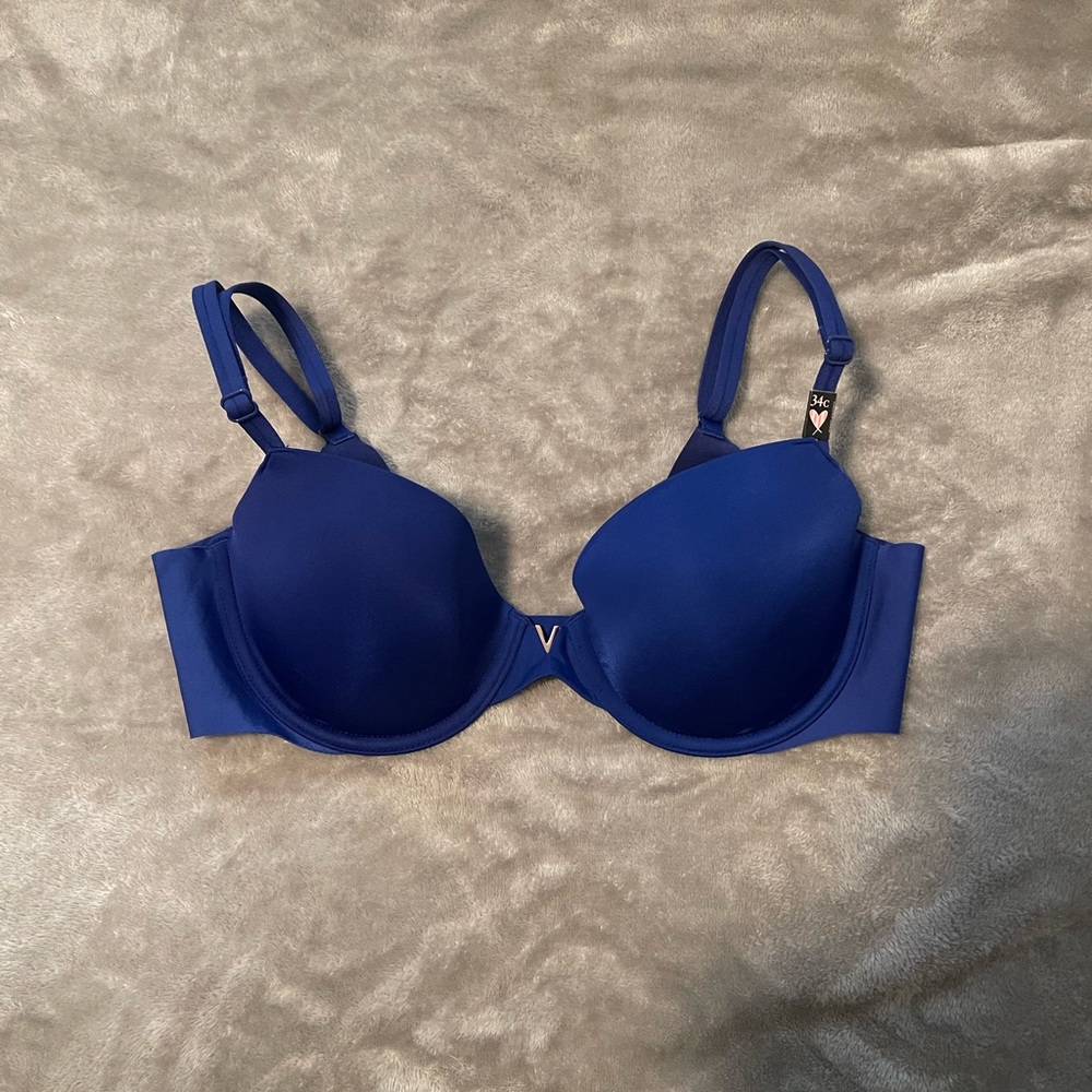 NWT Blue Victorias Secret Bra